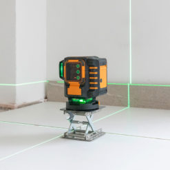 Justerbar plattform för laser