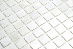 Glasmosaik 2x2cm vit melerad