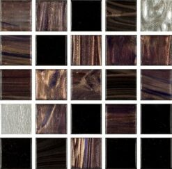 Glasmosaik 2x2cm, mix av svart, lila, brun med guldinslag & vita guldbitar